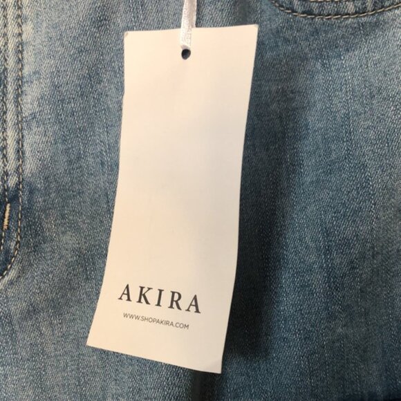NWT AKIRA Junior women’s wide leg denim jeans with large pockets. Size 13. - Picture 5 of 11